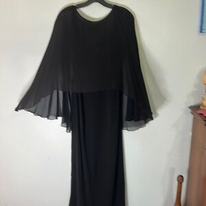 Melinda Eng  Long Black Evening Dress    Attach Flowing Sheer Cape  Size 8